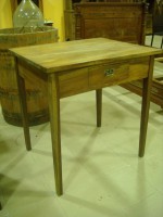 Mesa em Cedro